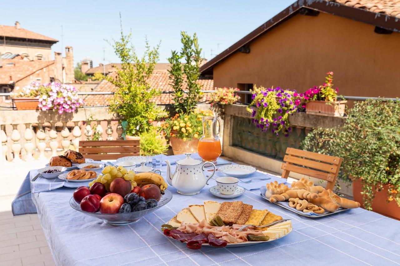 Residenza Palazzo Marchesini Bed & Breakfast Bologna Bagian luar foto