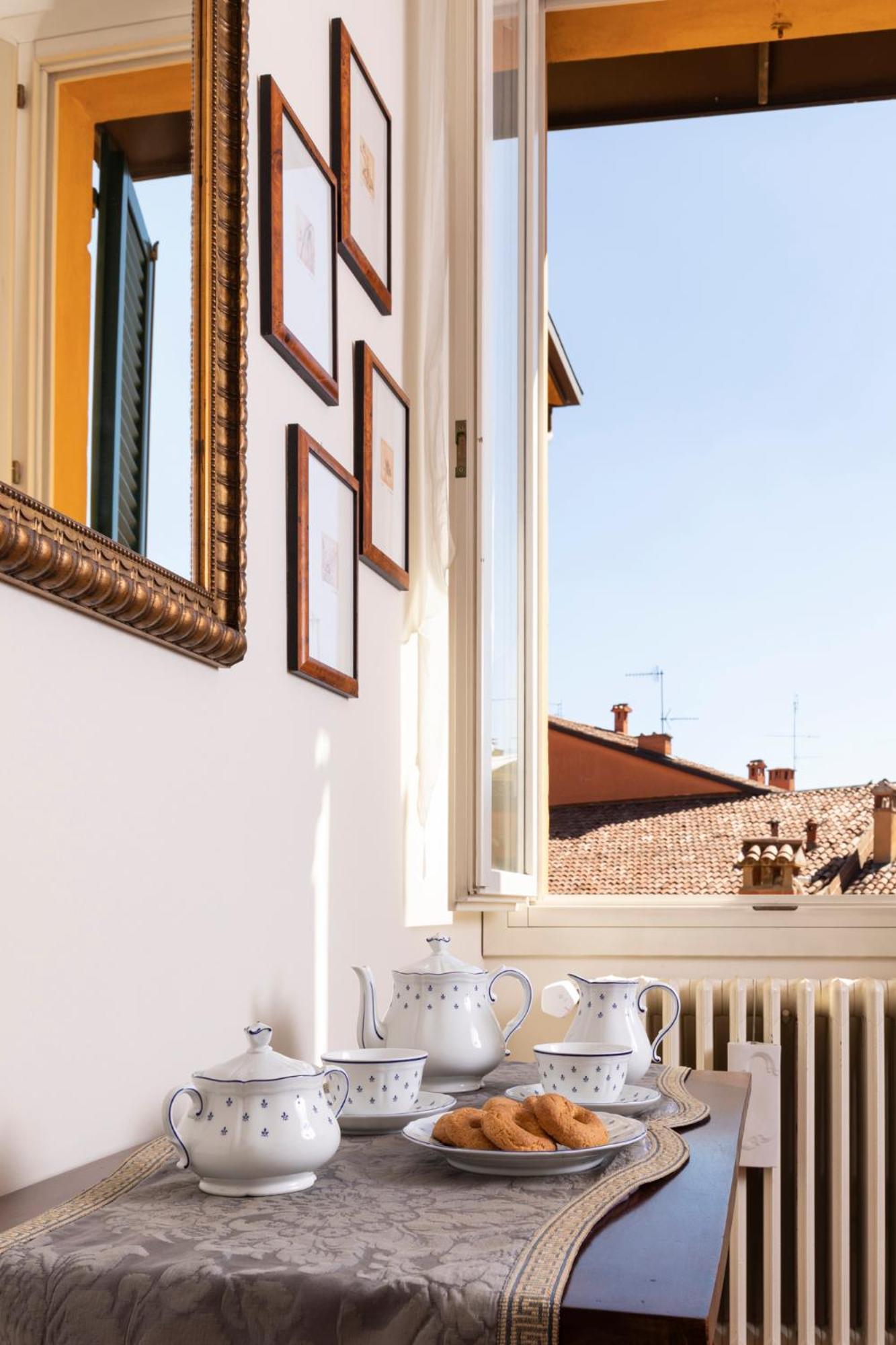 Residenza Palazzo Marchesini Bed & Breakfast Bologna Bagian luar foto
